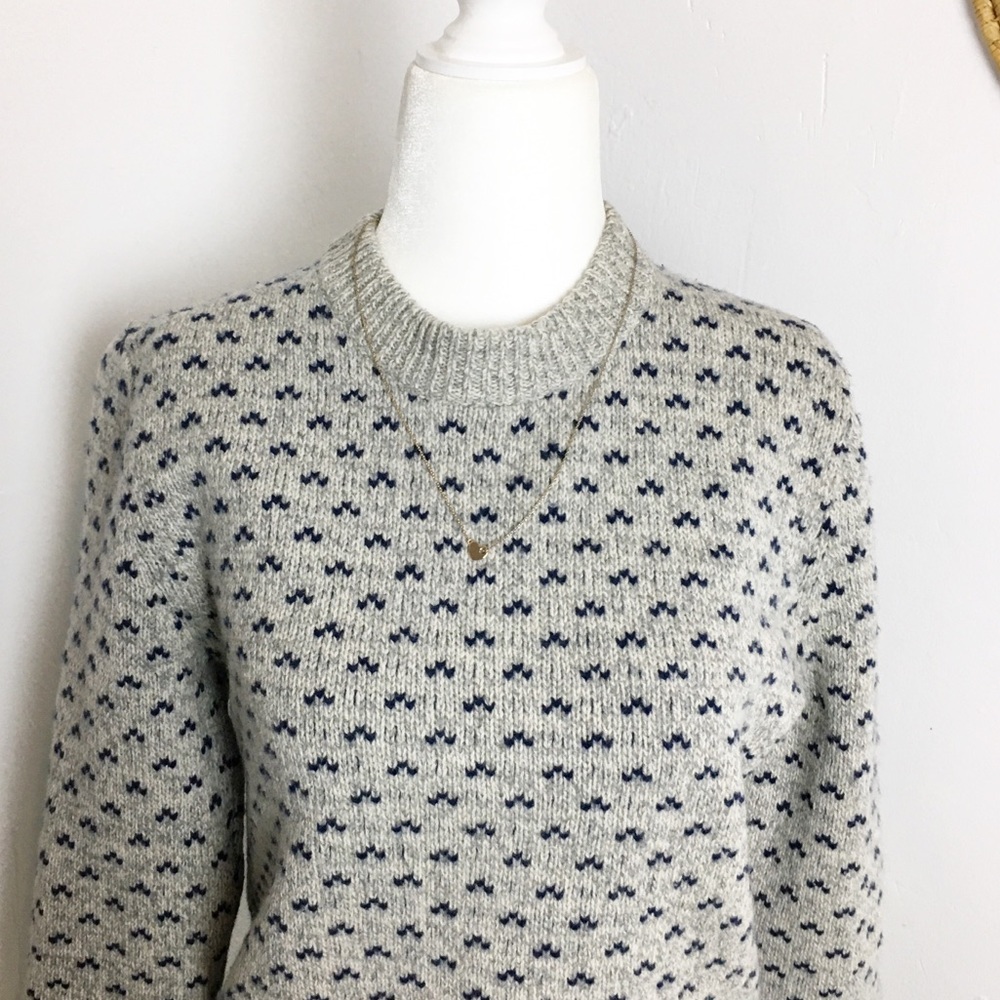 J crew wool/Laine gray with blue detail